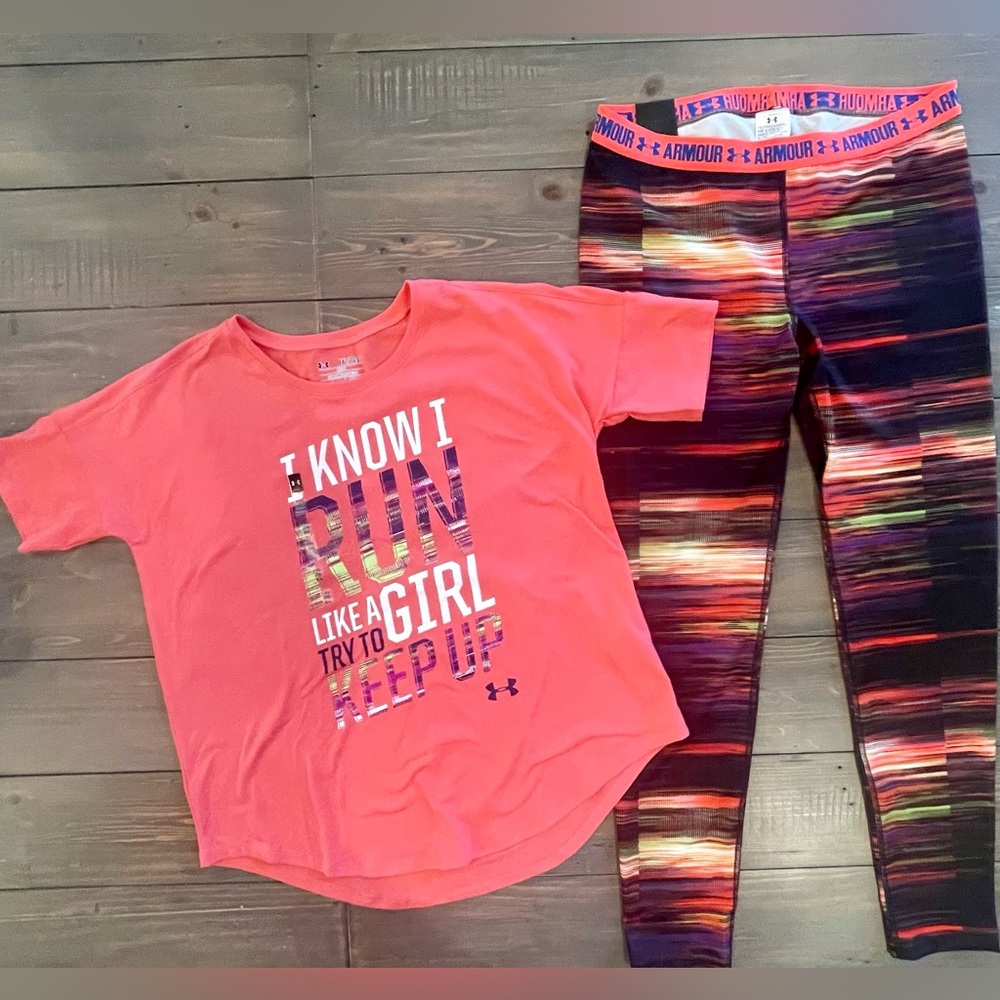New! Under Armour Capri length leggings & T-Shirt. Size Youth XL.